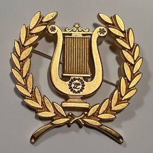 Karl Lagerfeld Bijoux Laurel & Lyre Brooch